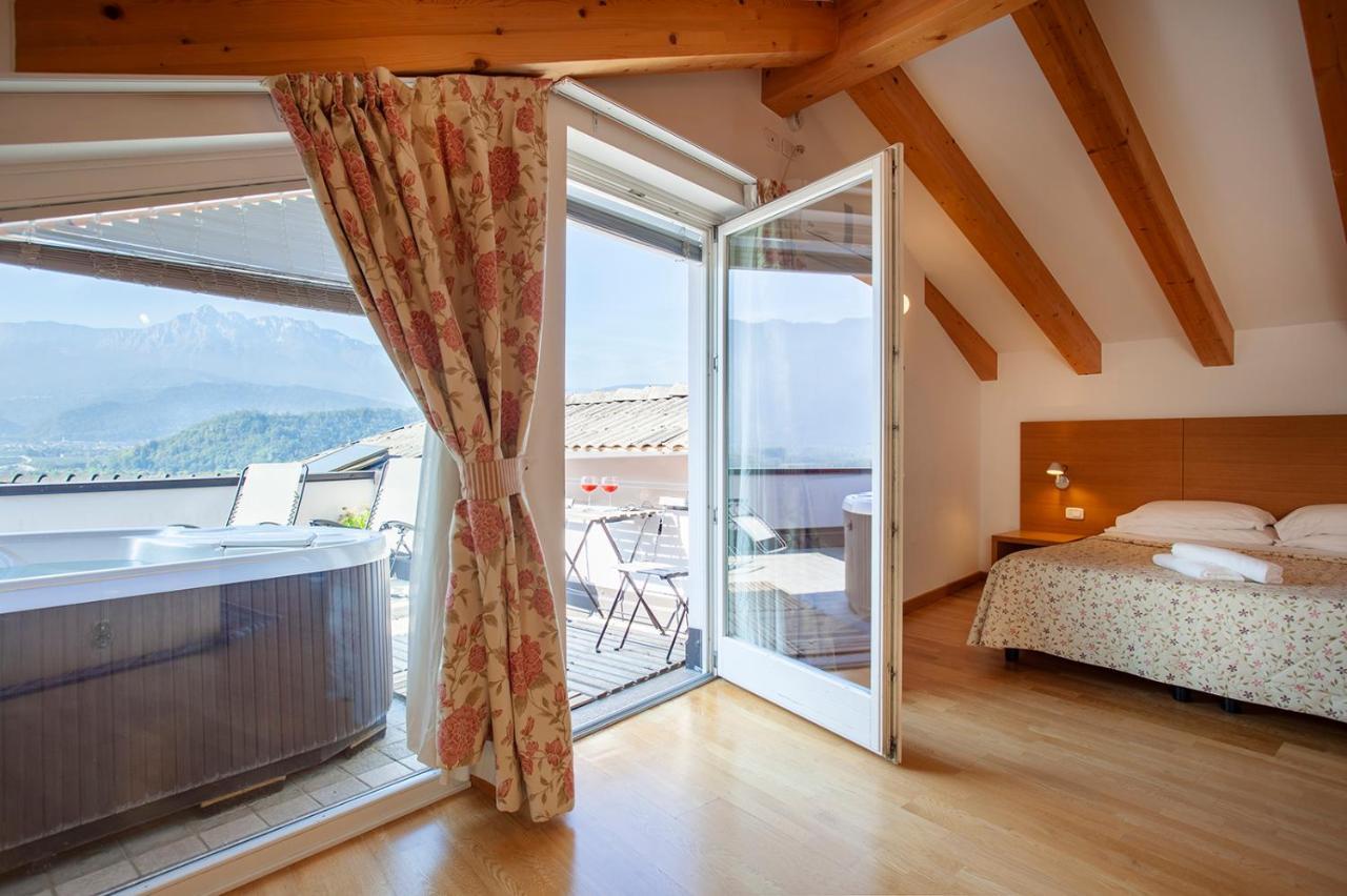 Hotel Romanda Levico Terme Bagian luar foto